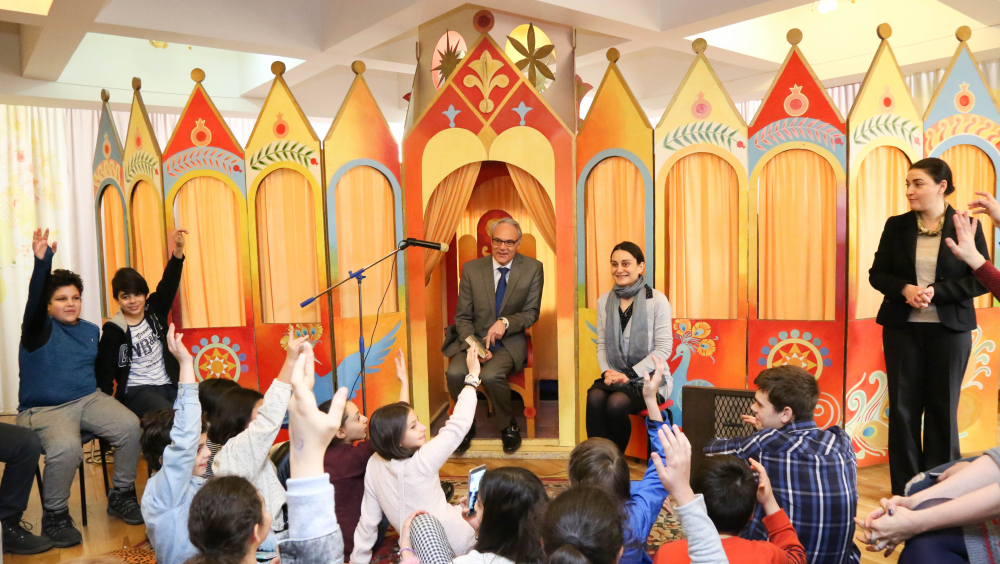 Germany Ambassador to Armenia Mr. Matthias Kiesler reads a German fairy tale for kids at Khnko Aper National Children's Library 