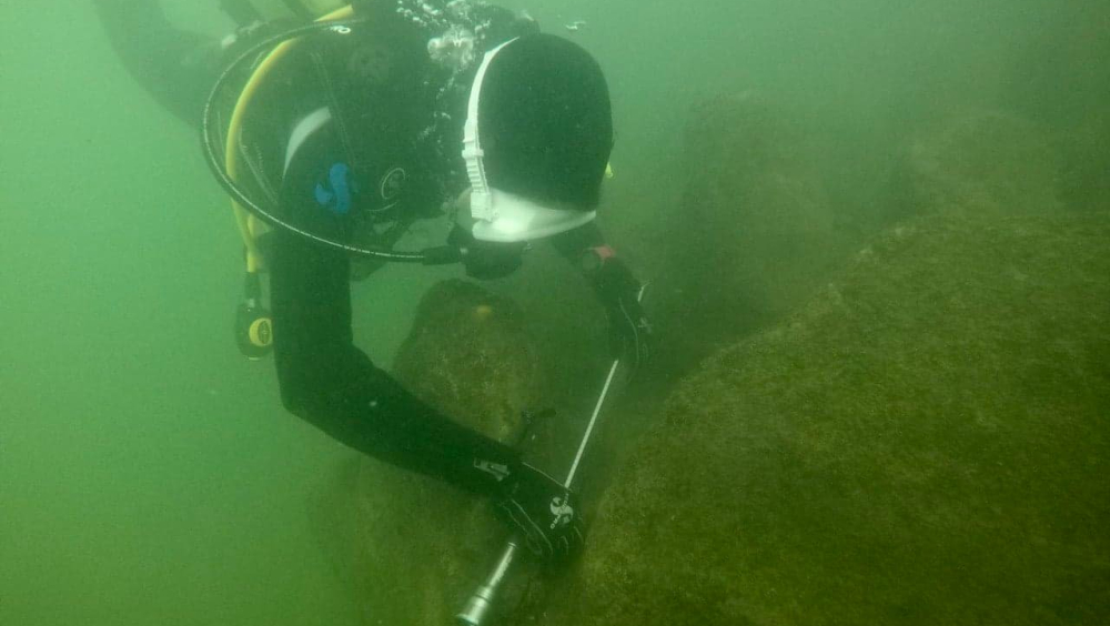 Underwater excavation