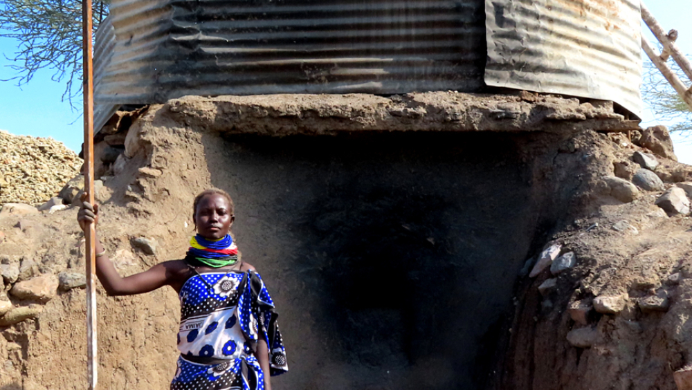 BAKING LIMESTONE IN TURKANA
