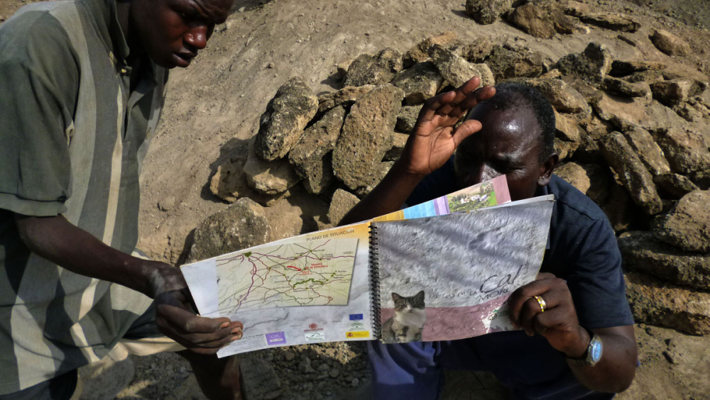 LEARNING FROM A MORON´S PAMPHLET IN TURKANA