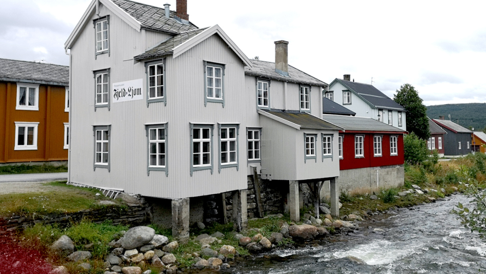 Fjeld-Ljom is a unique museum, with a working lead-based production line for newspaper printing.