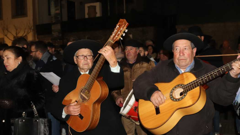 Popular performers of Cantares de Reis - musicians
