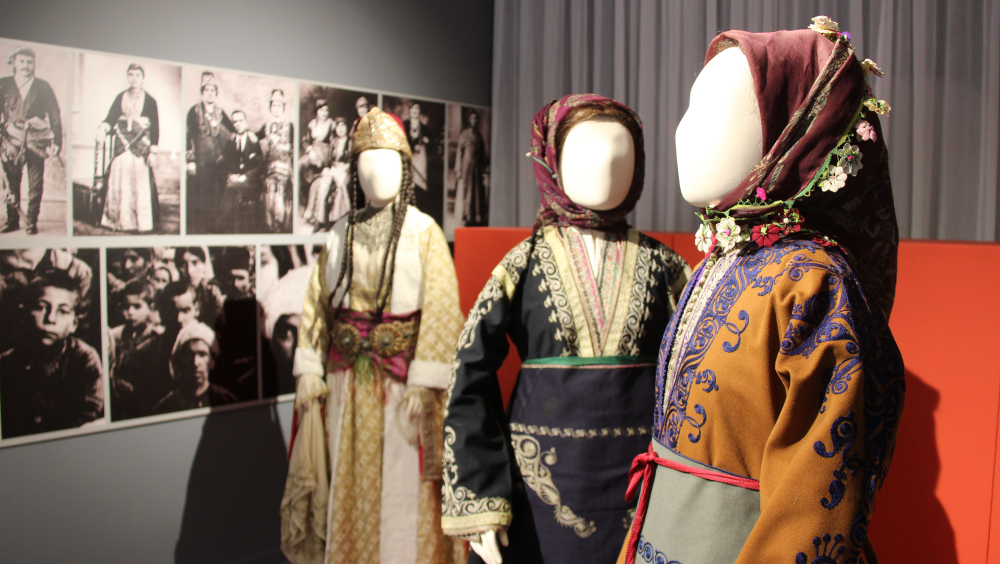 Εxhibition entitled “Dress Codes: The garments of Asia Minor refugees from the Collections of the Basil Papantoniou Foundation”