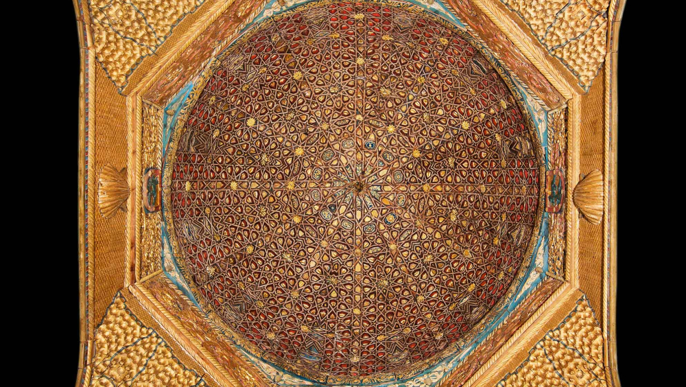 Dome with muslim-style decoration