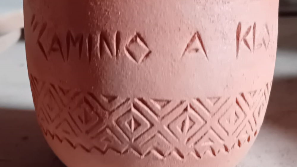 Vaso obsequio recreado para la ocasión de la visita guiada.