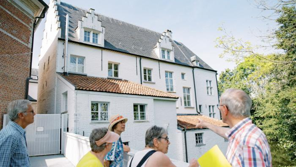 Zomerse gidszondag: Erfgoedhuis en kunstdepot Hof ter Welle