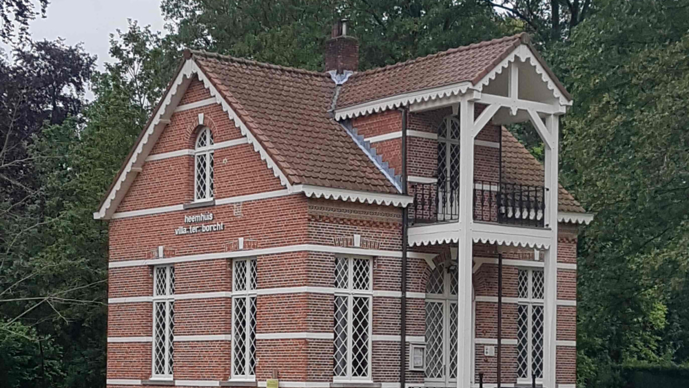 Op stap met de witheren als pastoor van Merksplas