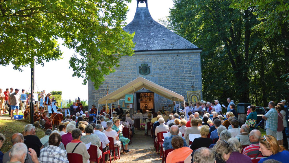 Chapelle de Lorette- Celebration en plein air.