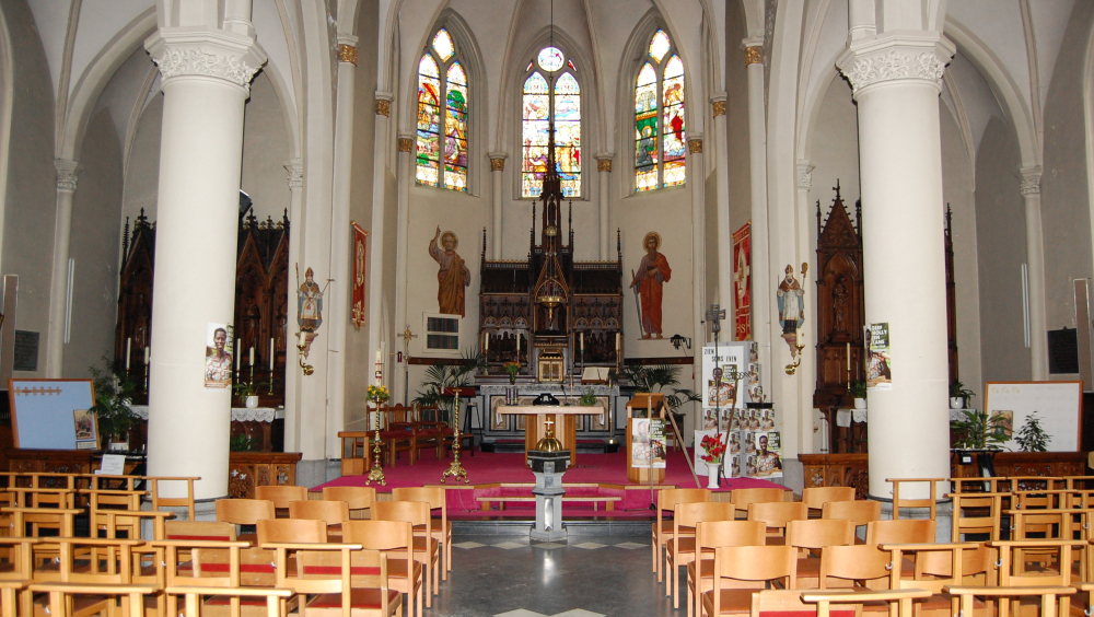 'En route' door de Sint-Denijskerk