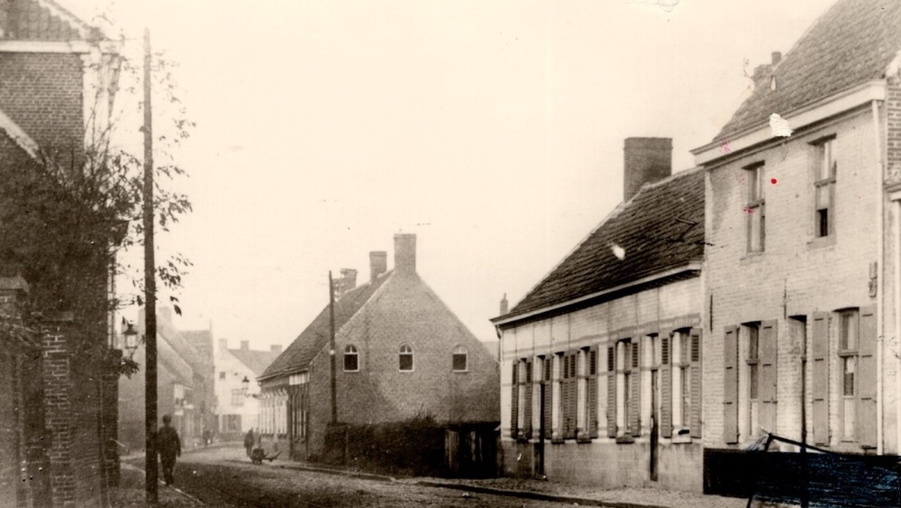 Openluchttentoonstelling: de Knesselarestraat doorheen de tijd