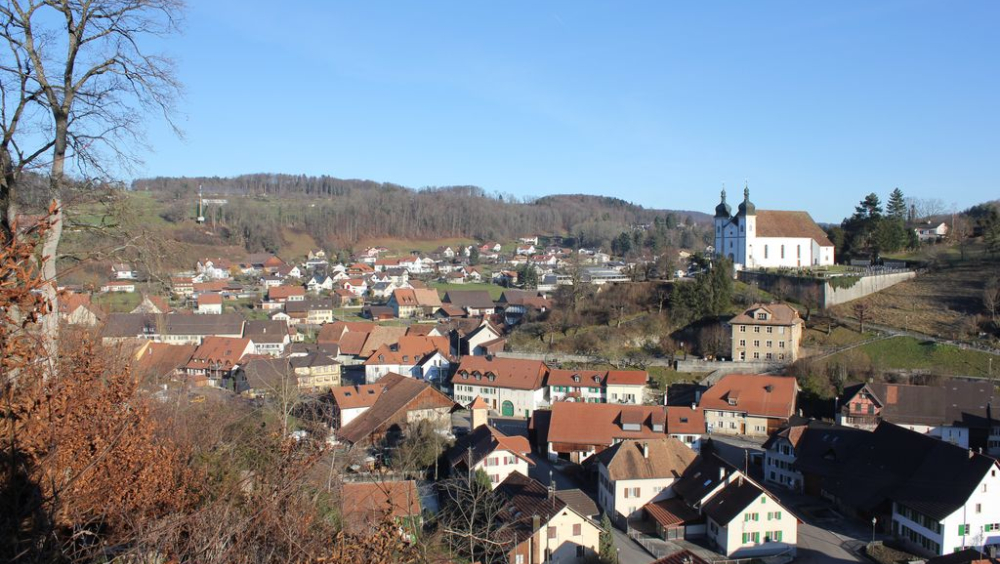 DER HISTORISCHE DORFKERN VON SEEWEN