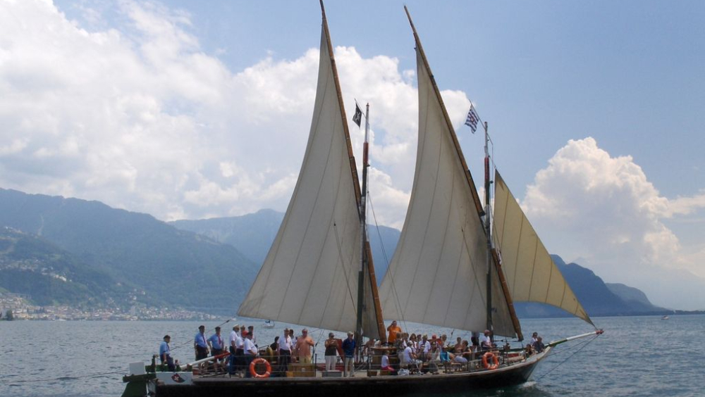 LAUSANNE, LA BARQUE À VOILE LA VAUDOISE
