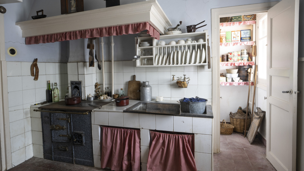 Cocina de la vivienda obrera