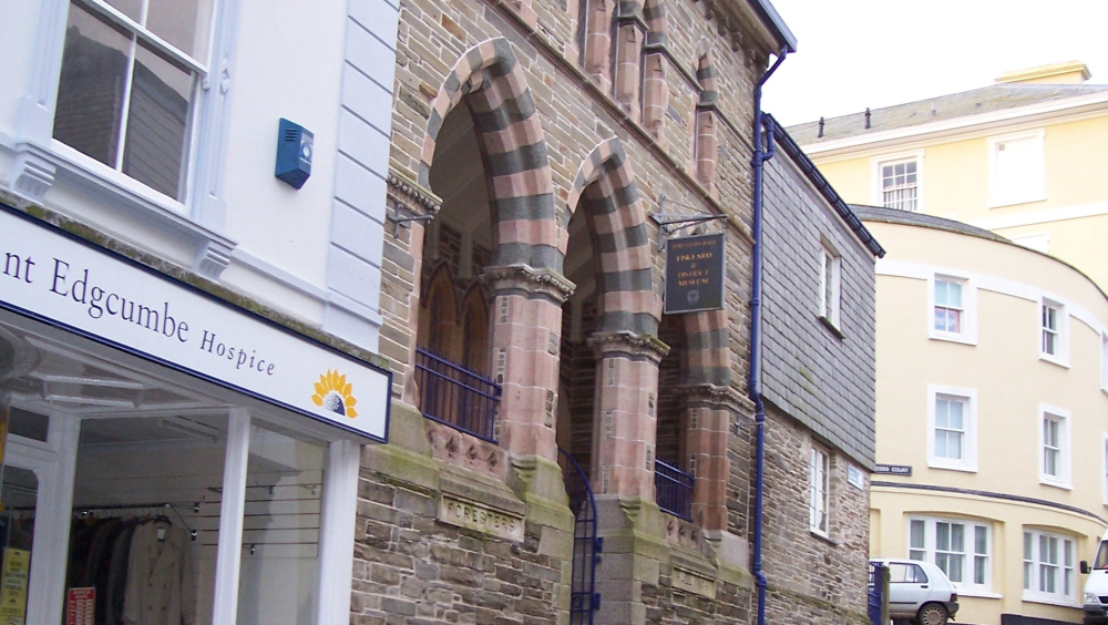 A view of a street showing Liskeard & District Museum.