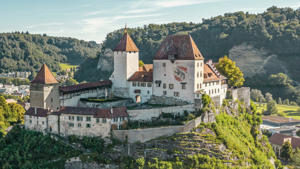 DIE UMNUTZUNG VON SCHLOSS BURGDORF: WIE ENTSTAND DAS «SCHLOSS FÜR ALLE»?
