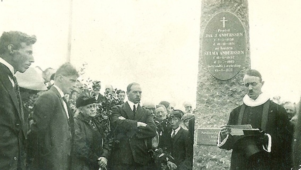 Minnebauta prost Anderssen 100 år