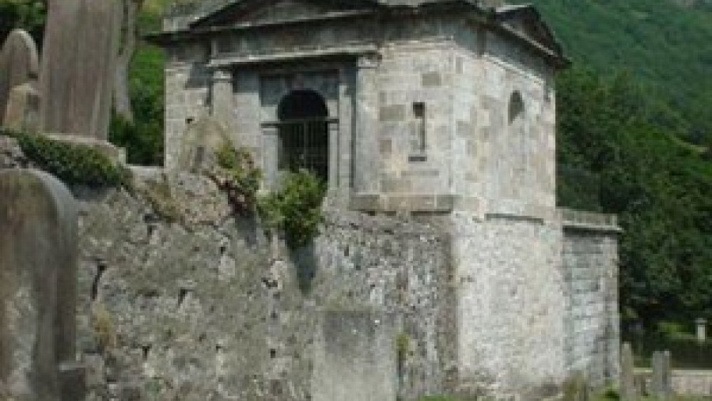 Alva Old Kirkyard and Johnstone Mausoleum