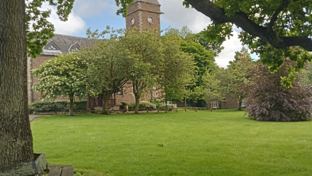 Christ's Kirk on the Green, Leslie