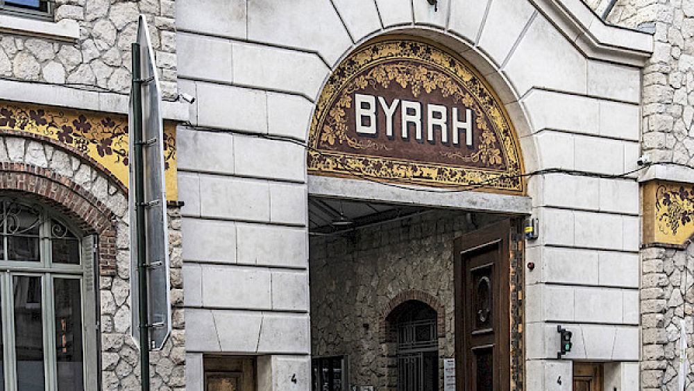 BE-HERE — Établissements Byrrh