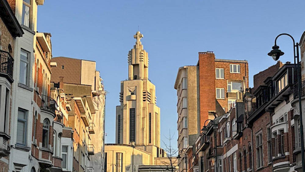 Altitude Cent: at the summit of Art Nouveau and Art Deco