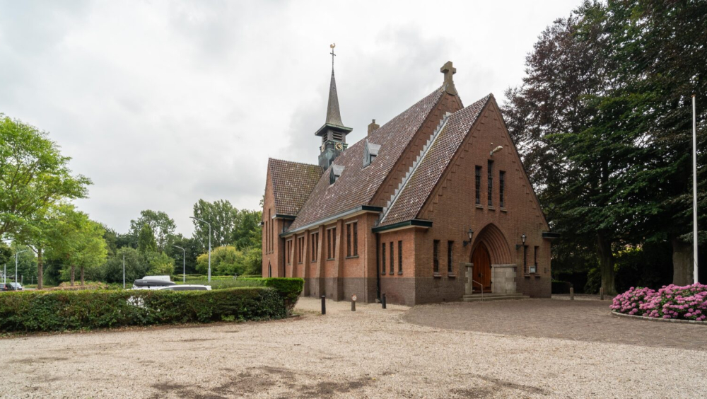 Kerk en pastorie Johannes Evangelist (Buitenkaag)