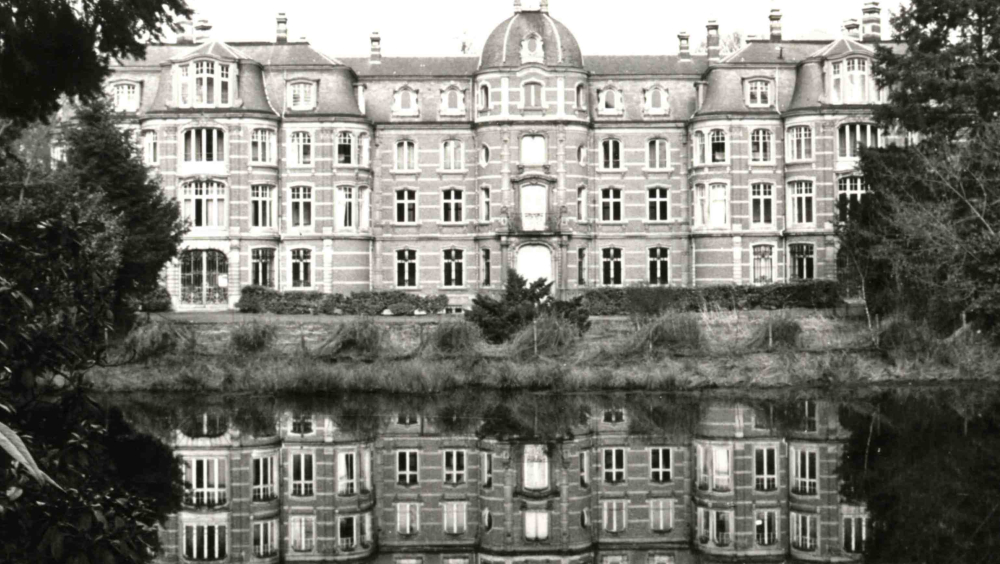 Kasteel Ravenhof (BE)