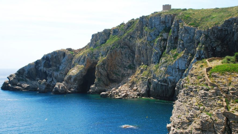 Visita a la Torre de guaita contra la pirateria de Montgó