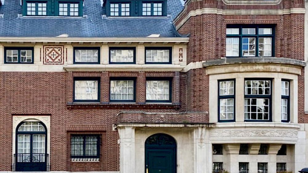 Art Deco along tram line 39