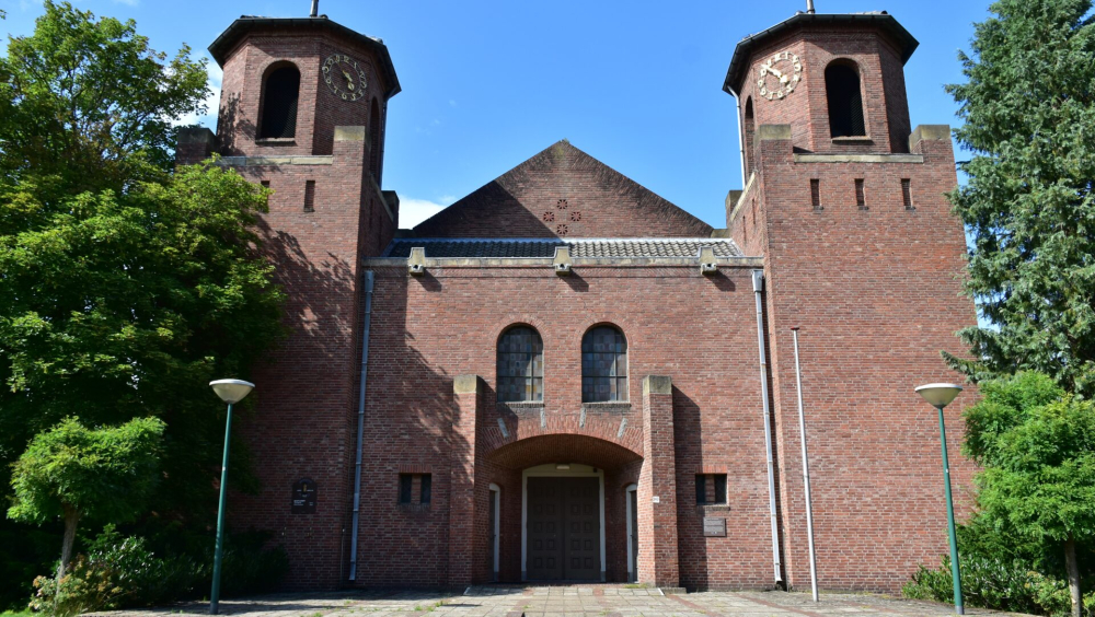 St. Jozefkerk Budel-Dorplein