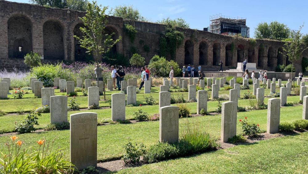 Rome War Cemetery: apertura straordinaria con visite guidate per presentare il rinnovamento 2025