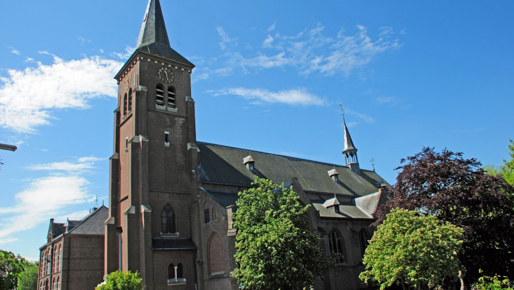 Sint Hubertuskerk te Ooij