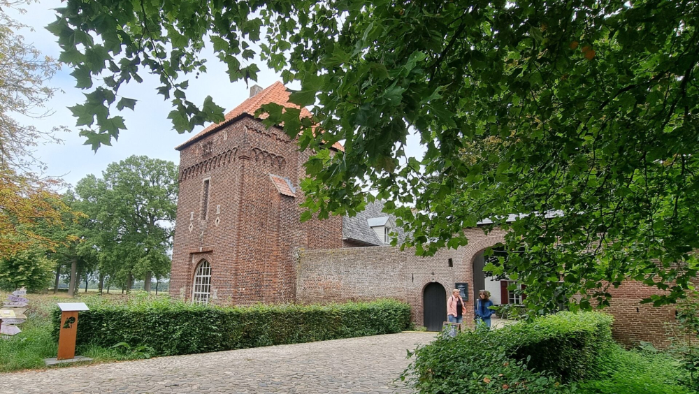 Rondwandeling bij Kasteel Tongelaar
