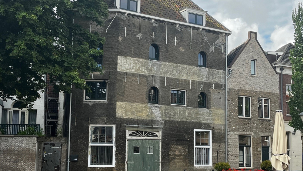 Voormalig pakhuis Oude Sluis 4-6