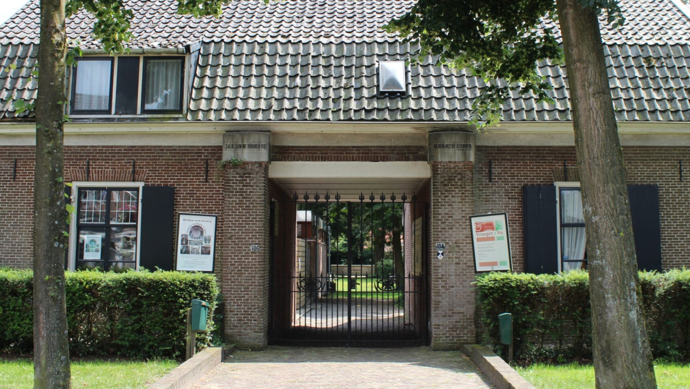 01.  Museum ‘Vroeger en Nu’ en Funerair ...