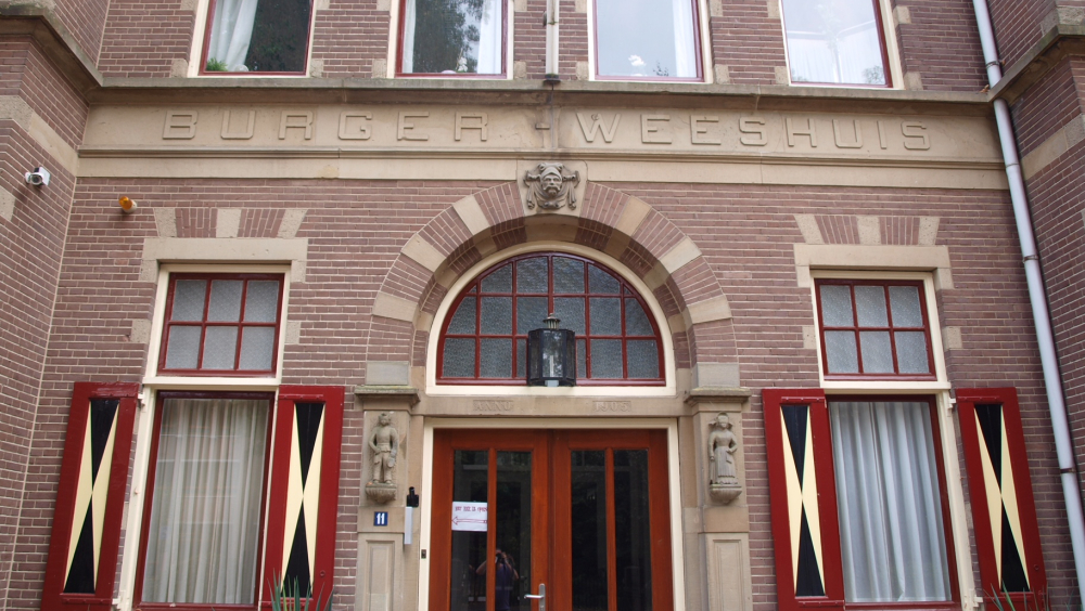 Burgerweeshuis