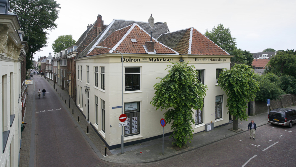Het Makelaarshuys (Pand Dolron)