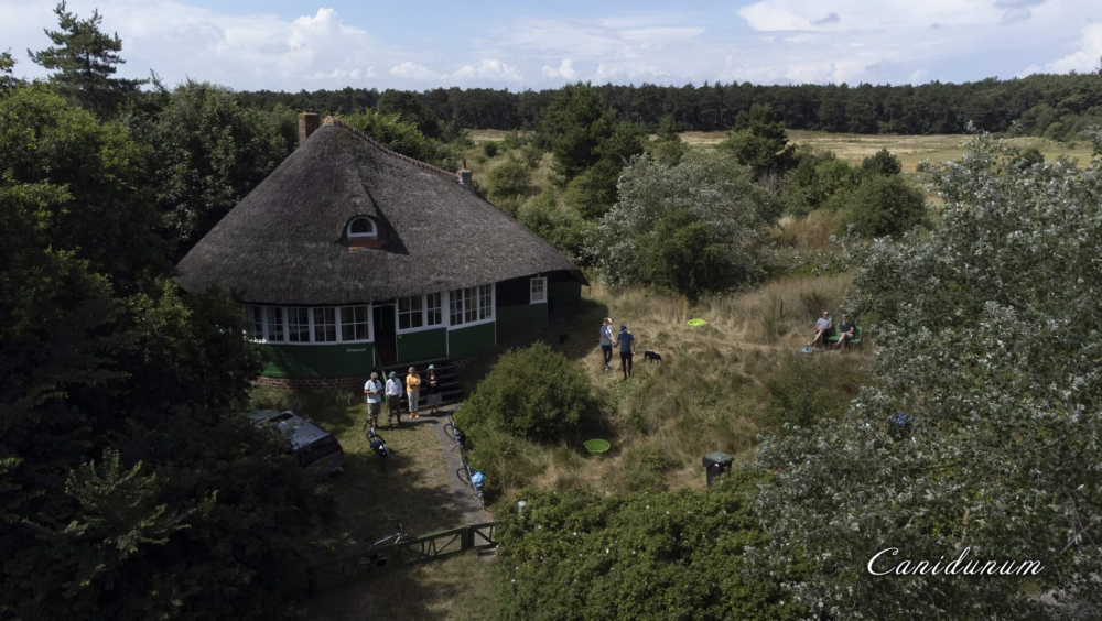Zomerhuis “Canidunum ” Duinweg 15 te Nes