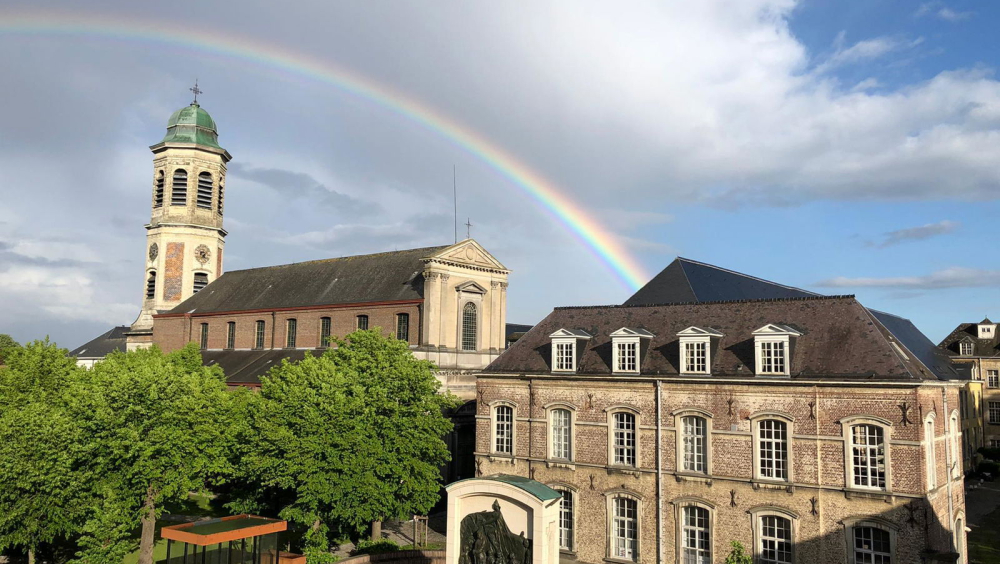 Duik in de geschiedenis van de Oude Abdij: rondleiding met gids