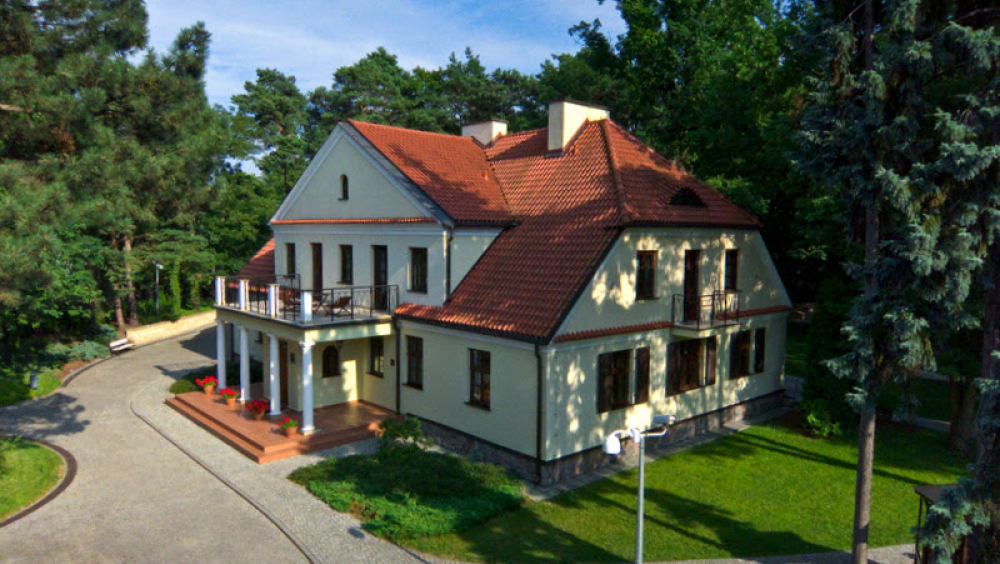 Zwiedzanie Dworku Prezydenta RP Organizator