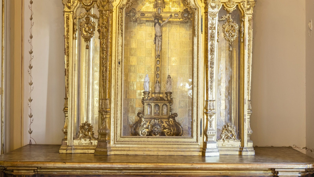 Devoção real: o oratório de D. João VI no Palácio Nacional de Queluz