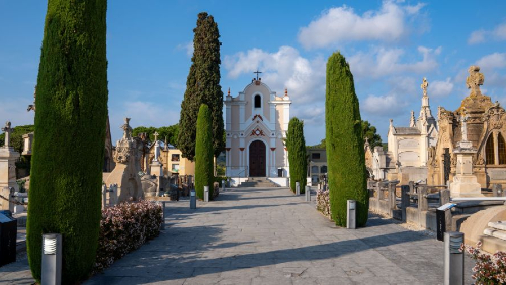 Visita guiada al cementiri modernista