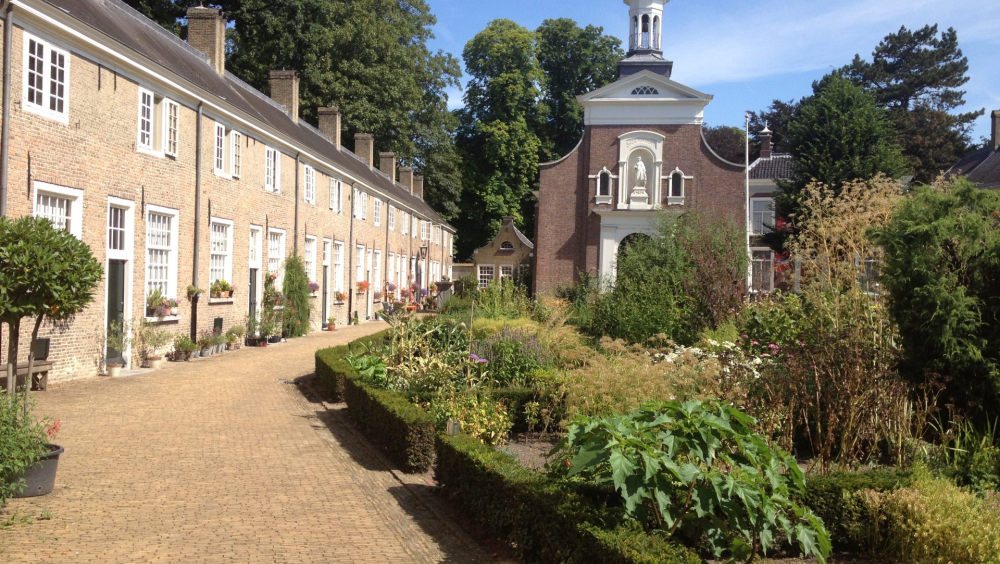 10.a Inschrijven rondleiding begijnhof