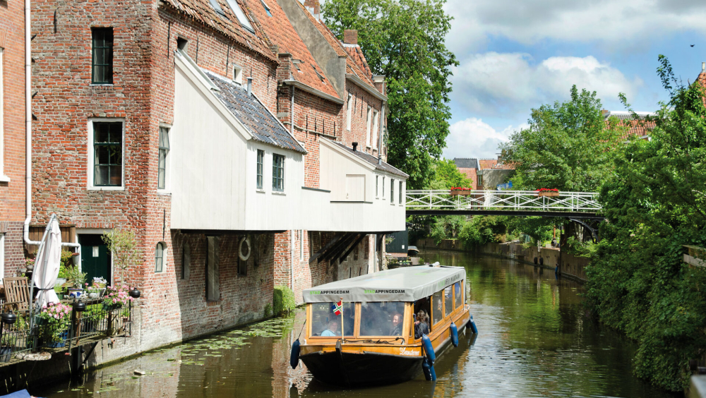 Rondvaart door de waterwegen van Appingedam