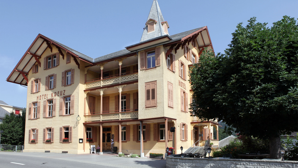 «ÜSES CHRÜZ» - IN ALTEM GLANZ ZURÜCK