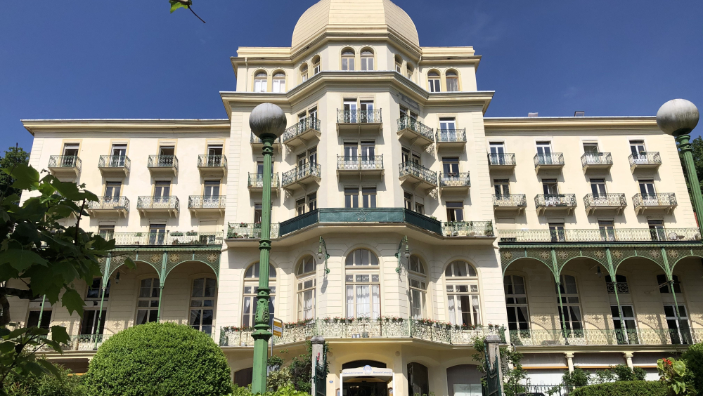 HOTEL SONNENBERG – GESCHICHTE UND ENTWICKLUNG. BEGRÜSSUNGSVERANSTALTUNG