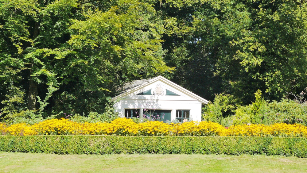 Bijenstal Het Koetshuis Ledeboerpark