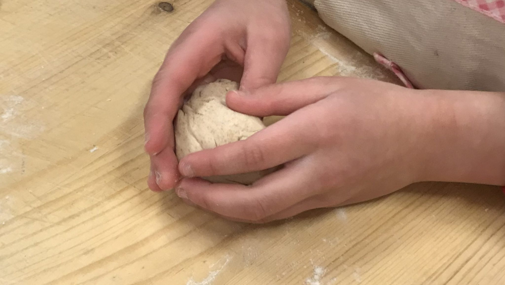 Barnas dag i Bakstehuset – Den lille møsbrømlefsa!