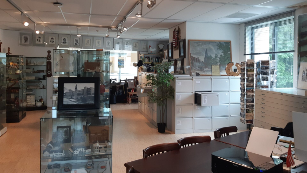 Oudheidkamer, hét historische informatie- en docume...