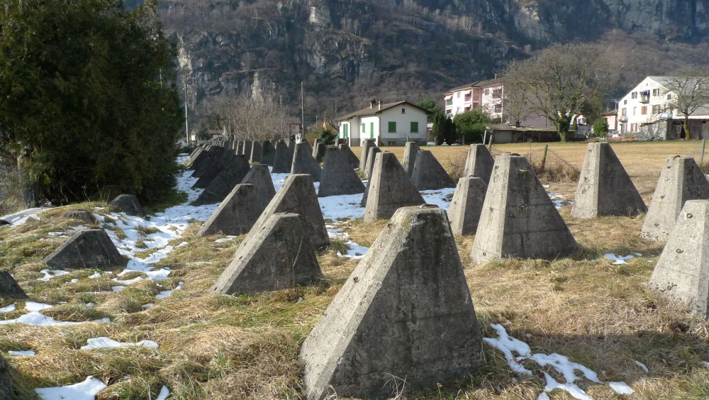 ALLA RISCOPERTA DELLA LINEA LONA