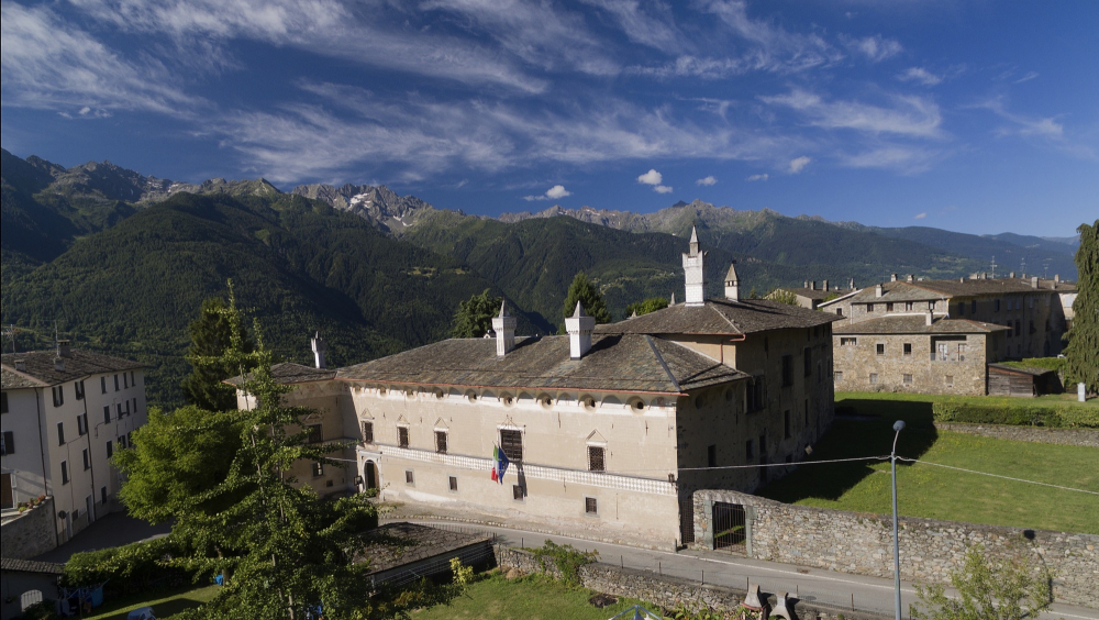 Conferenza e visita guidata al patrimonio di stele incise dell'età del Rame